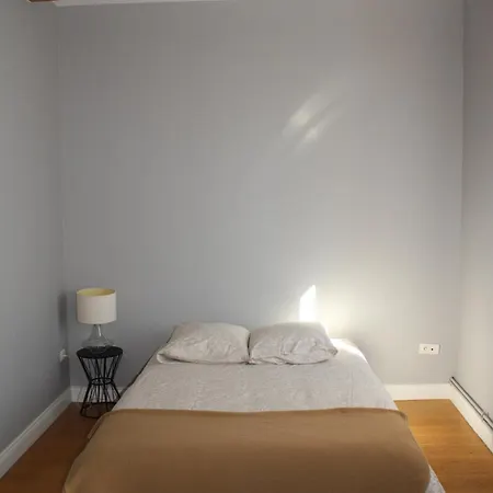 Maison Chaleureuse Avec Grande Terrasse Holiday home *