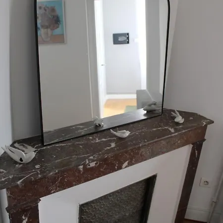 Holiday home Maison Chaleureuse Avec Grande Terrasse Nimes