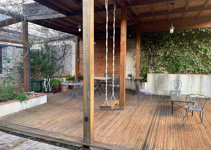 Maison Chaleureuse Avec Grande Terrasse * Nîmes
